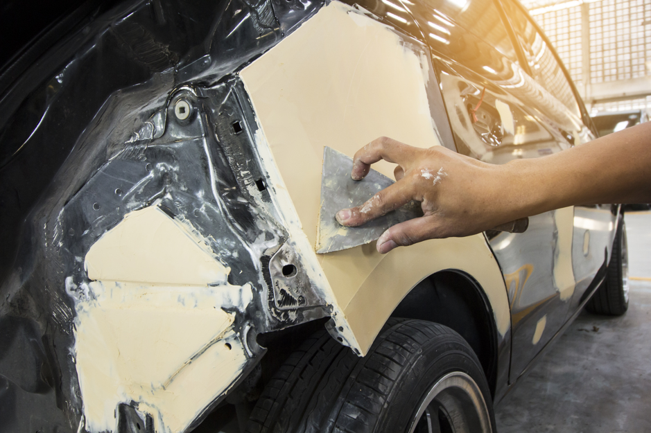 Five Common Auto Body Repairs In Bensenville, Illinois