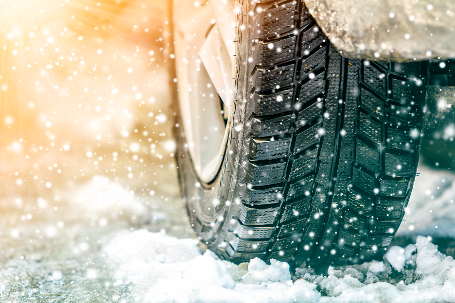 Winter Driving Tips For Avoiding Auto Body Damage: Insights From An Auto Body Repair Specialist In Berwyn, Illinois